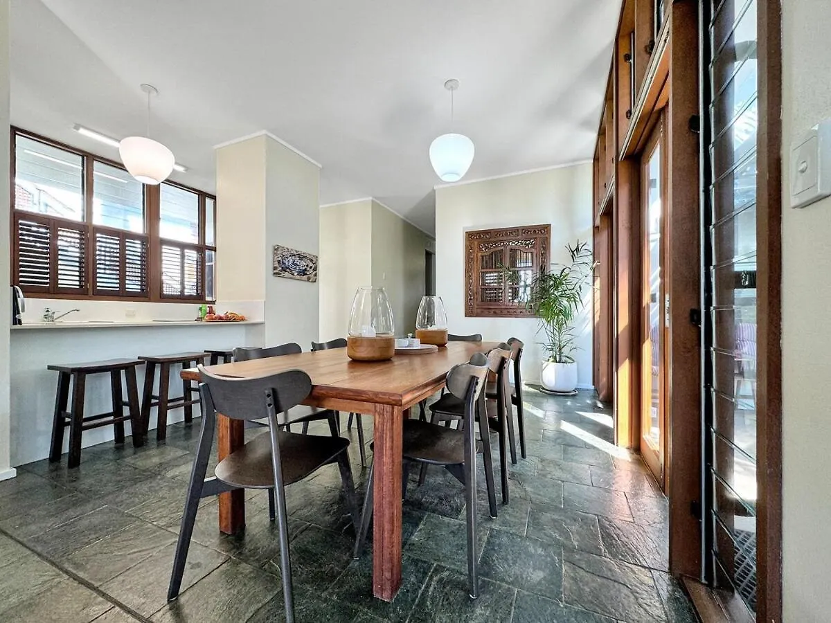 Apartment Wongalinga Beachfront Apt 6 Mission Beach