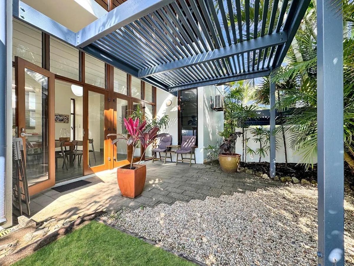 Apartment Wongalinga Beachfront Apt 6 Mission Beach