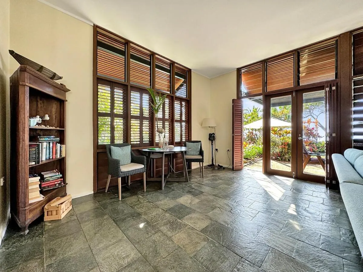 Wongalinga Beachfront Apt 6 Mission Beach 0*,